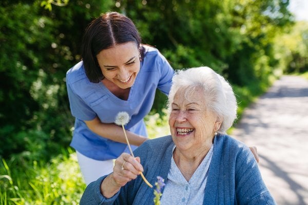Downsizing for Assisted Living: A Family's Guide for Wilmington
